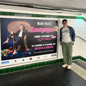 Manu Payet Instagram - Direction Madeleine ! 🚊

Rendez-vous du 21 novembre au 28 décembre 2024 au @theatredelamadeleine.

🎟️ Billetterie #Emmanuel2 : lien dans la bio

.
.
.
👕 Merci @throwbacksnks !
📸 @mon_rigolo
