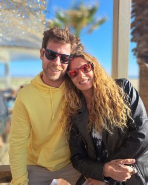 Manuel Baqueiro Instagram - Siempre con los mejores, viva la amistad @alejandra_osborne @borjacameron @santicarbones os quiero pandilla basurilla!!!!! #tarifa #friends #carbones13tarifa