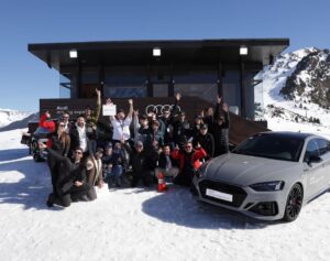 Manuel Baqueiro Instagram - Espectacular fin de semana en Baqueira gracias a @audispain y como no, la gran @silviacar , rodeado de gente bonita y creativa, donde se ha respirado cultura y buen rollo por los cuatro costados. Agradecido y feliz. #audi #audirs6 #snow #mountain #audidrivingexperience