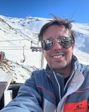 Manuel Marques Instagram - Adoro neve, adoro esquiar mas o après ski é igualmente mágico. Então com sol…
Sierra Nevada, onde aprendi a esquiar com 15 anos