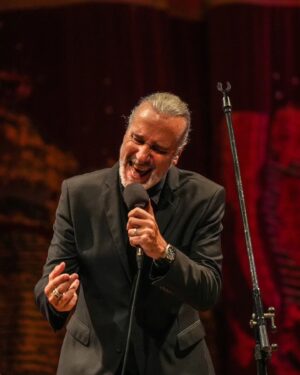 Manuel Wirzt Instagram - La alegría y la emoción de cumplir un sueño en el Teatro Colón.

❤️

📷 @alepalaciosfoto