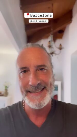 Manuel Wirzt Instagram - 🛩️ ¡BARCELONA! ¡Nos vemos el 20 de abril! 🥳🥳

Catalanes, españoles o argentinos tengo un planazo para ustedes: Nos encontramos en el teatro Metamorfosis, cantamos y disfrutamos de mi primer show en esa hermosa ciudad.

No puedo más de la alegría! ❤️

Entradas en el link de bio, mis historias y destacadas de mi perfil.

Saludos!!!