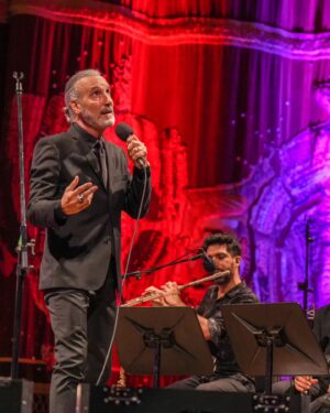 Manuel Wirzt Instagram - La alegría y la emoción de cumplir un sueño en el Teatro Colón.

❤️

📷 @alepalaciosfoto