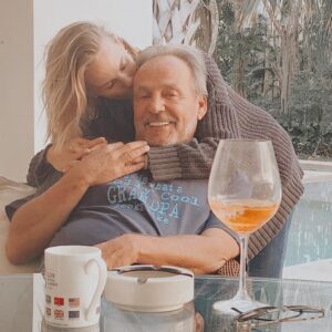 Manuela Ímaz Instagram - No es por presumida peeerooo pos yo tengo al mejor papá del mundo. Compersss ❤️