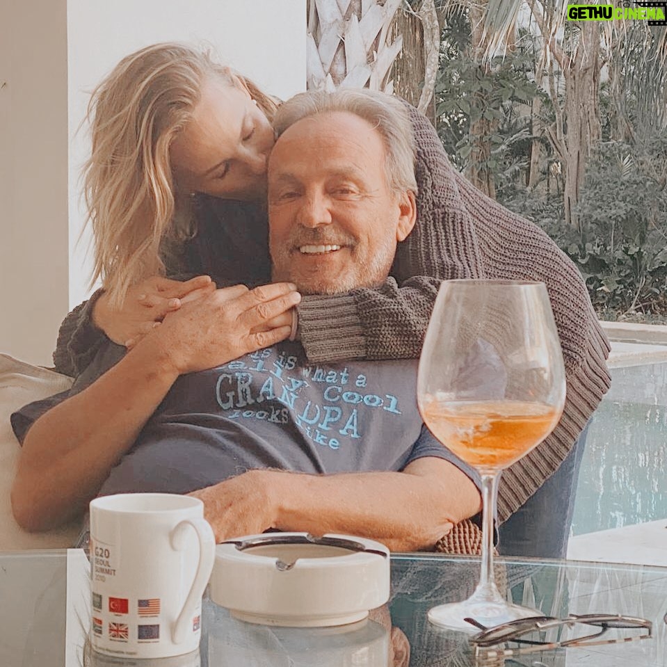 Manuela Ímaz - 659 Likes - No es por presumida peeerooo pos yo tengo al mejor papá del mundo. Compersss ❤️