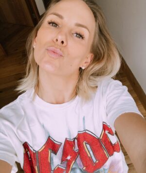 Manuela Ímaz Instagram - Yo aquí soñando... ¿ustedes?