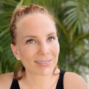 Manuela Ímaz Instagram - Aquí pensando en unos esquites my lobbbbb!