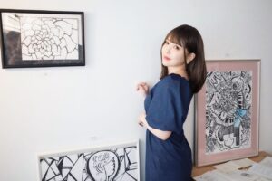 Maon Kurosaki Instagram - GOOD EVENING!
.
個展最終日でした
.
濃密な3日間でした
.
この独特なテイストを好き
.
と言ってもらえるのがとても嬉しかったです
.
絵はわたしのパートナーだなと思いました
.
これからも気が向くまま描いて参ります
.
特別な夏の思い出をありがとうございました◎
#個展
#gallery
#maonkurosaki
#Illustrator
#illast
#drowing
#art
#photography 
#イラスト
#絵画
#artwork
#artist