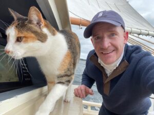 Marc Evan Jackson Instagram - So @fiji_gracebailey and I think you should come sailing with us in Maine aboard the schooner Grace Bailey. 
SailGraceBailey.com