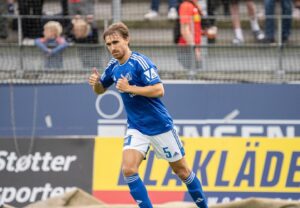 Marc Muniesa Instagram - Debut at home in front of our fans, thanks for your warm welcome💙🙌🏼 Disappointed to don’t get the 3 points but happy to see the way this team competes, onto the next one💪🏼⚽️ @lyngbyboldklub