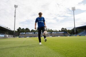 Marc Muniesa Instagram - New challenges, new experiences, same desire!! Very happy and excited to be here!! Vamos @lyngbyboldklub 💙💪🏼🇩🇰