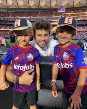 Marc Muniesa Instagram - @kingsleague & @queensleague ⚽️🎪