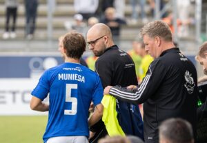 Marc Muniesa Instagram - Debut at home in front of our fans, thanks for your warm welcome💙🙌🏼 Disappointed to don’t get the 3 points but happy to see the way this team competes, onto the next one💪🏼⚽️ @lyngbyboldklub