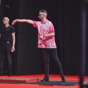 Marcel Althaus Instagram - Hier seht ihr ein paar Eindrücke von meinem Spiel am Samstag! War echt eine geile Stimmung und es ist immer wieder schön, mit den Fans zu interagieren. Das Spiel gegen @fsherrock ist jetzt auf meinem Dartskanal online! Zu wild 🔥🔥 sind auch die Fotos von @soenkeehlers ! Danke dafür! Unbezahlte Werbung weil Markierung