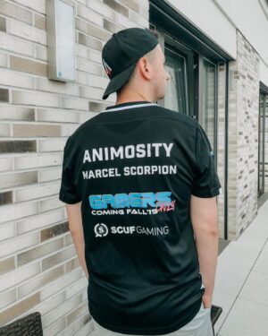 Marcel Althaus Instagram - Die meisten von euch haben bestimmt schon vom bisher größten Schritt meiner „Karriere“ gehört. Mein eigenes Esports-Team @animosity_ger ist jetzt eine Woche alt. Ich bin so froh, geile Geschäftspartner zu haben und bereit auf dieses Projekt, was meine YouTube-Karriere safe überdauern wird. Mit @puffi_3400 und @kevintewe habe ich zwei Personen an meiner Seite, die das ganze zu dem ernsten Business gemacht haben, welches ich mir immer gewünscht habe. Das ging auch alles schneller als gedacht - schließlich dauerte es nur drei Tage, um das beste deutsche COD-Team zur Weltmeisterschaft zu senden. Die Jungs spielen heute einfach gegen @fazeclan, wie krass ist das bitte? Folgt bitte unserer Seite @animosity_ger, dann verpasst ihr nichts mehr. Es wird heute auch noch einen Stream dazu geben, Infos findet ihr dann dort. Es wäre mir eine Ehre, wenn ihr mich auf diesem Schritt begleiten würdet. Achja: Es sind schon so kranke Announcements geplant, aiaiai. Das Ding wird groß 🔥