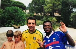 Marcel Desailly Instagram - Et 1 et 2 et 3 - 0 @world_cup_fever  amazing moment ❤️years back #pourleternité #bresil  #paris #friends #familly  #stmaxime