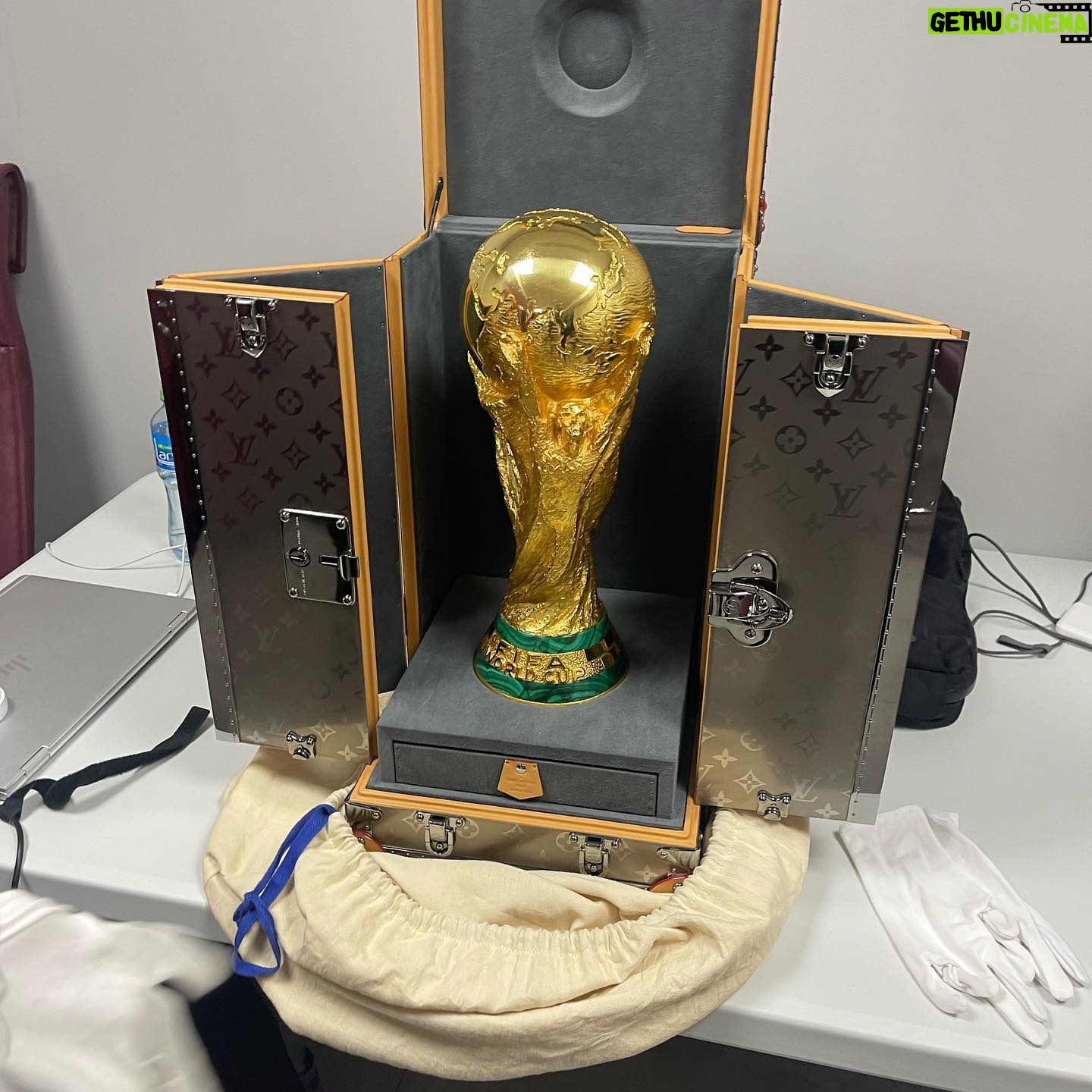 Marcel Desailly - 30.7K Likes - Love ❤️ You ⚽️ @fifaworldcup 🙌🏽🤩 what else guys only Familly and Health Above this moments