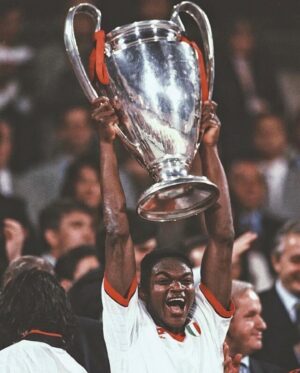 Marcel Desailly Instagram - #laculturdelavictoire @championsleague @milan #italie @fcbarcelona ⚽️#goal
