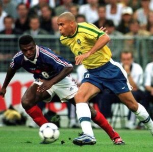 Marcel Desailly Instagram - @ronaldo ⚽️🤩 #fifa @fifaworldcup