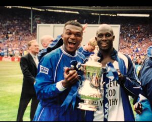 Marcel Desailly Instagram - Old days good days ⚽️💪🏾❤️ @georgeweahoff @chelseafc