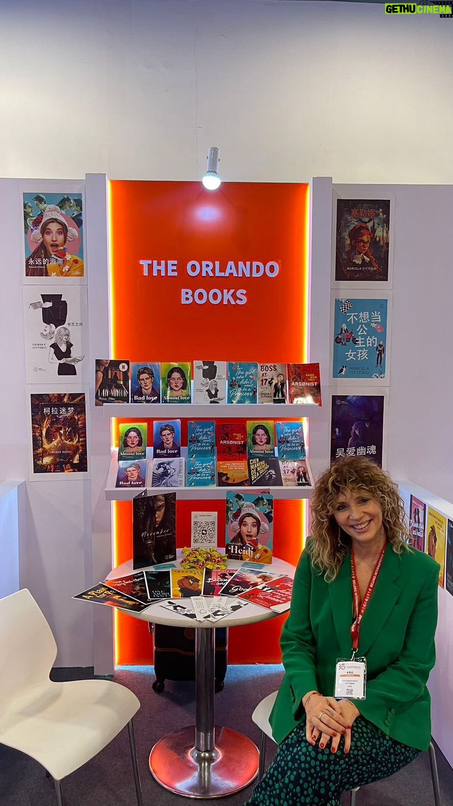 Marcela Citterio - 175 Likes - The Orlando Books cumpliendo un sueño inesperado: la CEO, Marcela Citterio, y nuestro stand nada más ni nada menos que en la Feria del Libro de Beijing, China. Nuestro corazón brota de amor y alegría. ❤️😭
¡Y a todos ustedes, gracias por acompañarnos desde el primer momento! ¡Vamos por más!
#theorlandobooks #feriadellibro #BIBF