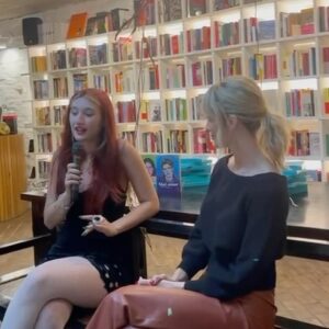 Marcela Citterio Instagram - Qué noche TAN especial vivimos en @falenalibros !! @theorlandobooks y el lanzamiento de "Tanto Amor" de @chiarafranciac .Agradecidos con @jprandi por ser la anfitriona perfecta!

A todos los que nos acompañaron, gracias por ser parte de este viaje emocionante.

Sigamos celebrando la magia de las palabras y las conexiones que trascienden. 

¡Hacia más noches memorables como esta!