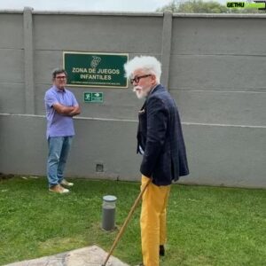 Marcelo Comparini Instagram - Con @marcelocomparini peluseando!!! Grabando Atlas de Chile, en la Serena! @tvn