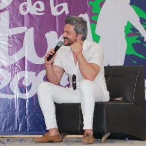 Marcelo Córdoba Instagram - Gracias a toda la comunidad de #emilianozapatatabasco y las autoridades de @ayuntamientoemilianozapata por el cariño, respeto y afecto que me demostraron en mi visita a la #feriazapata2022 y también por los regalos!😆 que lindos días y recuerdos me llevo! #balcondelusumacinta #lafiestaescontigo #festivaldelapanela @julissabravoe  #mauricioromo hasta de jurado estuve! #actor #marcelocordoba #tabasco #nuestraseñoradelrosario