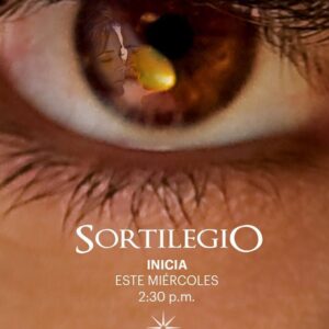 Marcelo Córdoba Instagram - Nos vamos con una.. pero volvemos con otra😂 #telenovela #sortilegio @canalestrellas @monicazamoras @carlaestradawest #actor