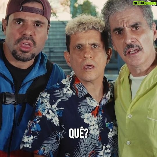 Marcelo Laham - 6.4K Likes - Voces pediram e nós atendemos. Finalmente agora vocês vão poder assistir o Embrulha Ao Vivo no Teatro! Seus personagens preferidos mais um monte de esquetes inéditas viajando pelo Brasil pra vocês se divetirem. Confira nossa agenda de shows, garanta seu ingresso e venha nos assistir. AGENDA NA BIO.
@marcelolaham
@mauricio_de_barros
@williansmezzacapa
@philipsilveira
#teatro #burrao #wesley #eugenio #comedia #embrulhapraviagem #embrulhasemroteiro