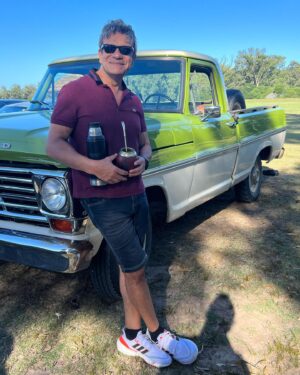 Marcelo de Bellis Instagram - 🌕 Buen día. #Ford F - 100 año 1969 🛻
