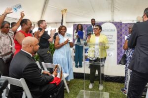 Marcia Fudge Instagram - I was in Birmingham, AL today with @repterriasewell and @woodfinforbham to announce $370 million in awards to bring new housing and economic opportunity to eight communities.

We are committed to bringing real change to the people who need it most in Birmingham and across the country. #hudontheroad