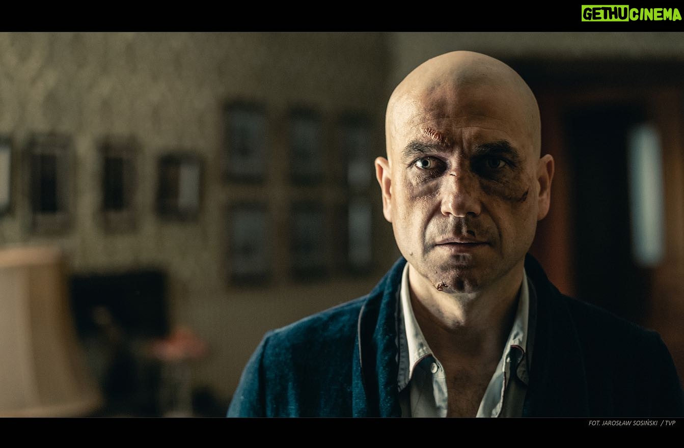 Marcin Dorociński - 2.4K Likes - #erynie
#boryslankosz
#marekkrajewski
#edwardpopielski
@marek.krajewski.pisarz @alinajanerka @koszal.1970 @jaroslawsosinski.pl @konradwullert @mediabrigade