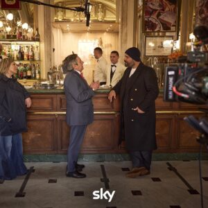 Marco D'Amore Instagram - È il momento di scoprire la magia di Napoli, come non l'avete mai vista prima 🔮​

#NapoliMagica il 9 aprile alle 21.15 su Sky Documentaries