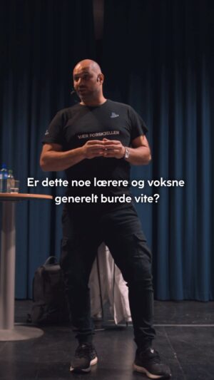 Marco Elsafadi Instagram - Ungdom lytter bedre til voksne de liker. Som lærere bør vi etablere gode relasjoner til elevene, slik at motivasjonen til å lytte til oss øker. 

Vi har sikkert alle hatt lærere som vi ble mer inspirert av enn andre. Grunnen var mest sannsynlig fordi relasjonen til den læreren var bedre. 

Når vi underviser i skolen er vi i servicebransjen.

#relasjoner #barn #voksne #norge