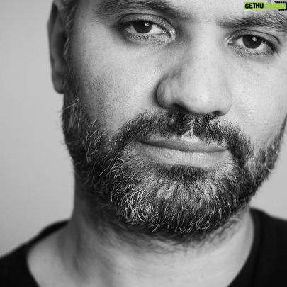 Marco Elsafadi - 276 Likes - Å snakke om selvmordstanker er vanskelig, og derfor noe av det mest modige vi kan gjøre. Kjenner du noen som sliter, så er det ofte best å spørre rett ut. Ikke pakk det inn. Si at du er bekymret og spør om vedkommende har selvmordstanker.
Og for deg som sliter og ønsker å be om hjelp, så finner du gode råd på helse-vest.no/selvmord.
Tusen takk til Helse Vest for denne viktige forebyggende kampanjen.
Dette ble en alvorlig, men viktig fredagshilsen, som kan redde liv. Ønsker dere alle en god helg.❤️🙏🏼
#snakkomdet #bestsammen #modig» #reddliv
www.marco.no