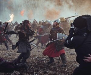 Marco Ilsø Instagram - Me and one of the many amazing stunt performers that make you look incredible ⚔️