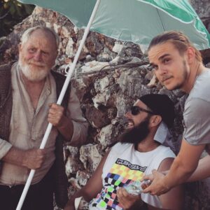 Marco Ilsø Instagram - James Cosmo and I taking care of our lovely crew members.