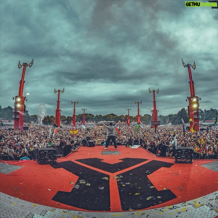 Marco Spronk - 6.5K Likes - defqon.1 legends. so grateful to be able to do this in my life. thank you guys for always supporting me. ❤️🤘🏻 @devinwildnl and me had an amazing time and had such a hard time selecting all the tracks for this set but i really hope you guys enjoyed it. thanks again and big big love to @devinwildnl and @defqon1
#hardstyle