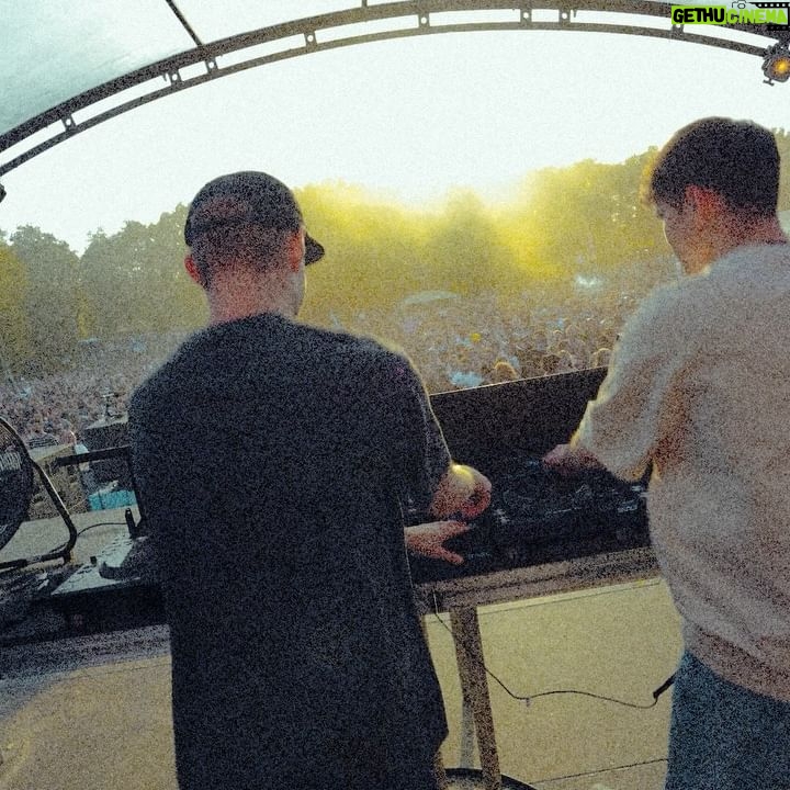 Marco Spronk - 4.2K Likes - man decibel this year was absolutely incredible. thanks everyone for rocking out 🤘🏻 def one of the best. swipe for some viddys.
s/o to @devinwildnl @aversiondj_ and @officialb2s
#hardstyle
