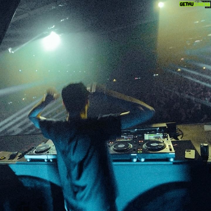 Marco Spronk - 5.9K Likes - @originsofraw was something else. i mean, just watch these viddys. s/o to everyone for being so awesome. ❤️🤘🏻#hardstyle