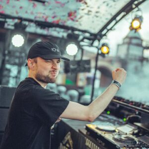 Marco Spronk Instagram - wiiiish outdoorrrr! dropped my new single, who’s gonna be released next month! #hardstyle