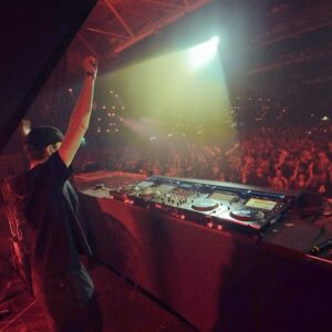 Marco Spronk Instagram - @originsofraw was something else. i mean, just watch these viddys. s/o to everyone for being so awesome. ❤️🤘🏻#hardstyle