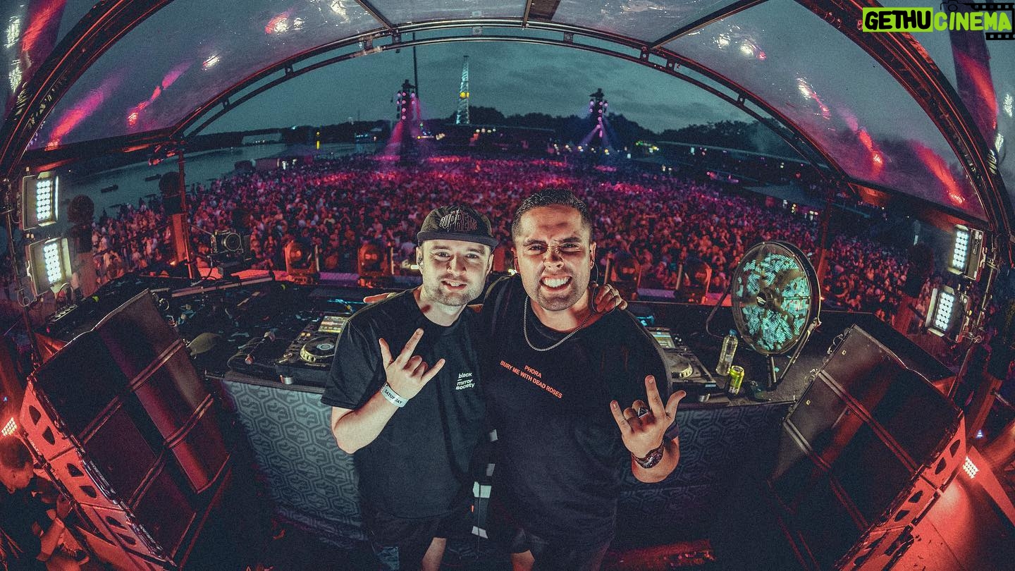 Marco Spronk - 4.1K Likes - revolution is out now.
rate the first ever phuture noize x aversion 1/10⁉️
available now on all platforms.
#hardstyle