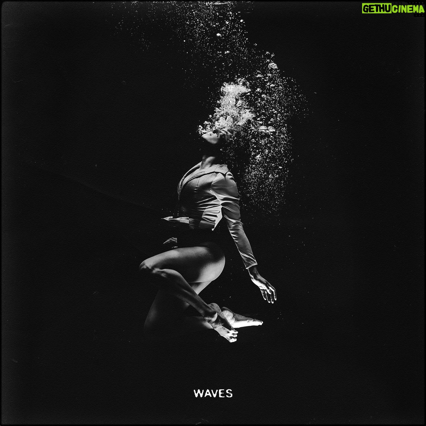 Marco Spronk - 4.6K Likes - new one called waves will be droppin’ the 15th of september on @mirror_society. super excited about this one!!
#hardstyle