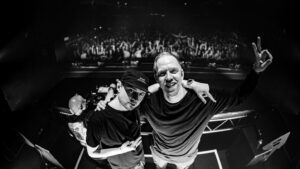 Marco Spronk Instagram - SURPRISE - THE ENLIGHTENMENT - THE SINGLE - OUT TOMORROW.

THE PREMIERE OF OUR NEW SHOW WAS HUGE. THANK YOU SO MUCH FOR ROCKING OUT TO US. WE CAN’T WAIT TO SHOW YOU EVERYTHING.

#hardstyle #enlightenment