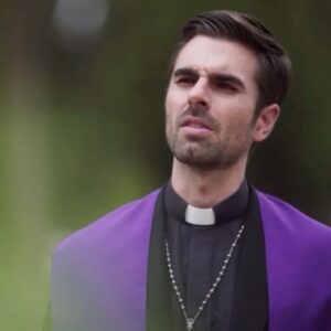 Marco Tostado Instagram - Ya están listos para el estreno de la segunda temporada de “La mujer del diablo “ ? 
Mañana 18 de octubre por @vixplus 
@gabrielblancoi
@makeitprensa