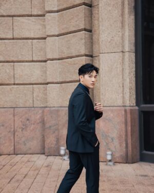 Marcus Chang Instagram - As the day turns into night, keep your worries out of sight. 🐋

Fashion @club21taiwan #ckCalvinKlein #Club21Taiwan 
Make up @karenchang_makeup
Hairstyle @tim7312
Photographer @zhutor

Thank you for having me @langlive.tw