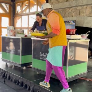 Marcus Samuelsson Instagram - A weekend in the Catskills can only be made better when you’re sharing good food with good friends. Thanks for having me up for @catskill_cuisine, @conantnyc!