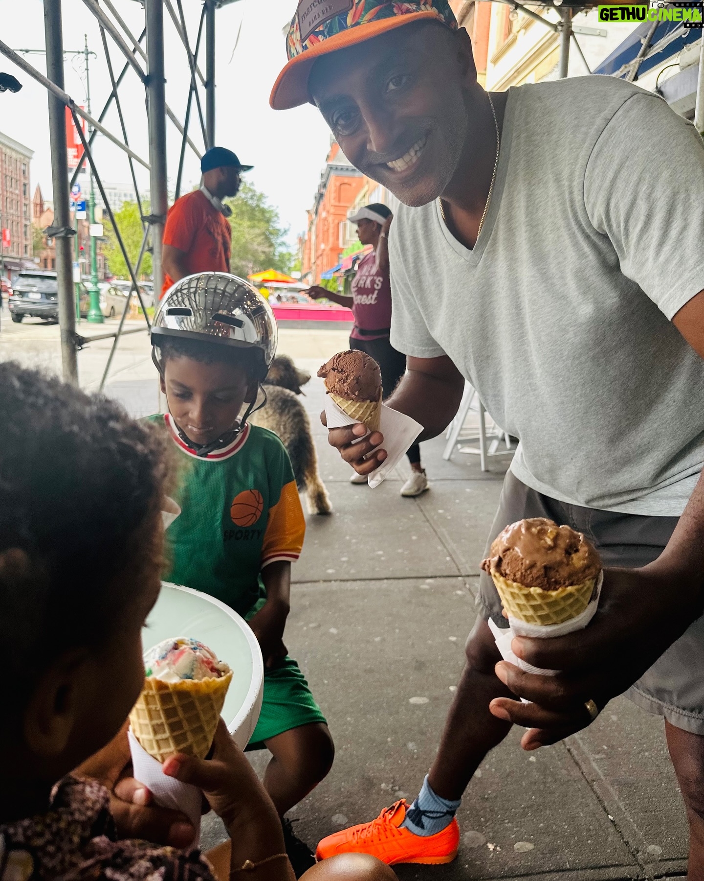 Marcus Samuelsson - 2K Likes - Hope everyone in the U.S. is having a very sweet long holiday weekend with loved ones! #happy4th